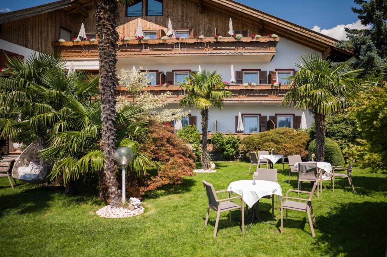 Pension zum Burggräfler Schenna Exterior foto